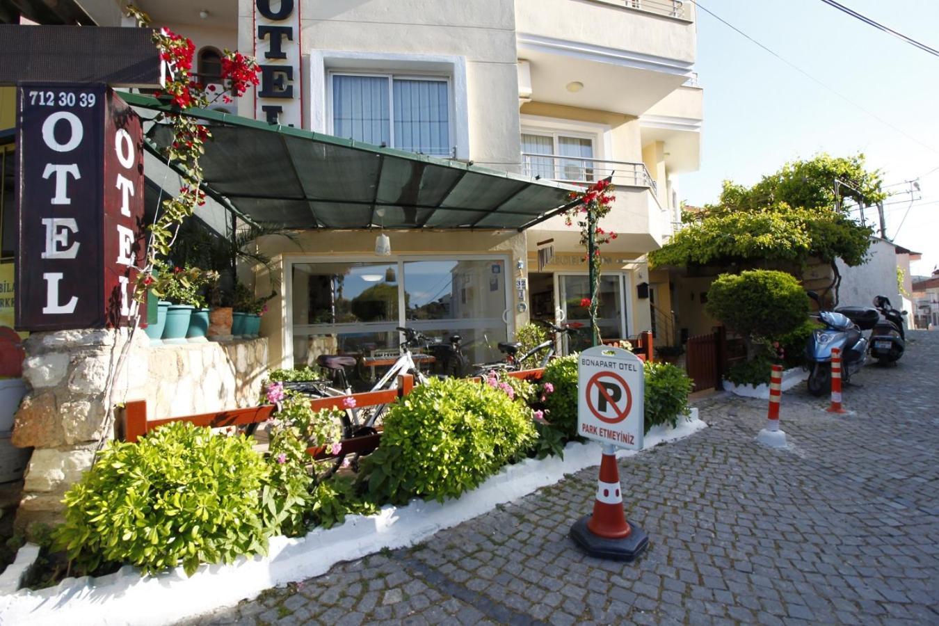 Bonapart Hotel Çeşme Zewnętrze zdjęcie