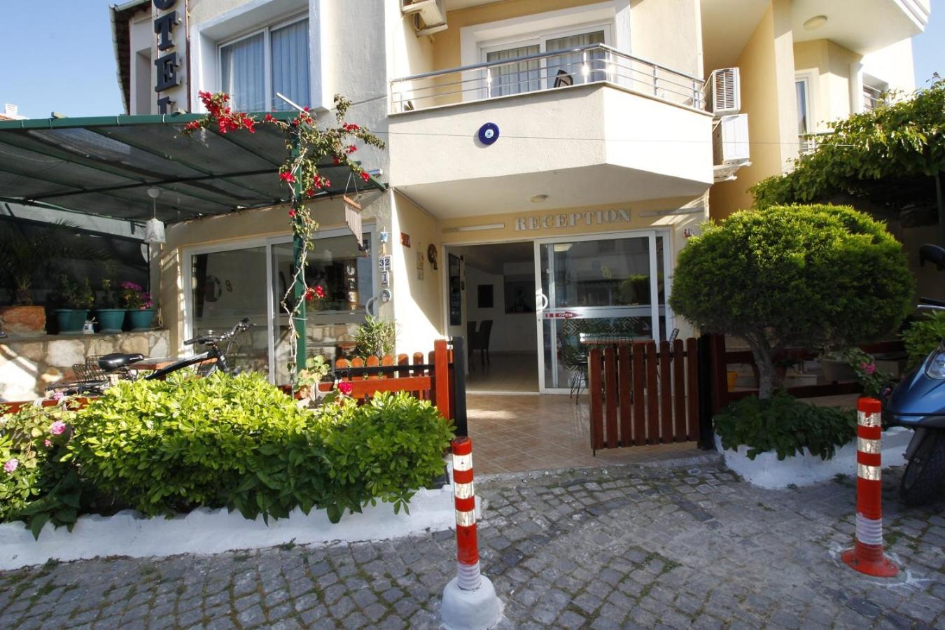 Bonapart Hotel Çeşme Zewnętrze zdjęcie