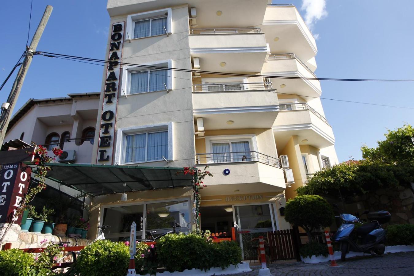 Bonapart Hotel Çeşme Zewnętrze zdjęcie